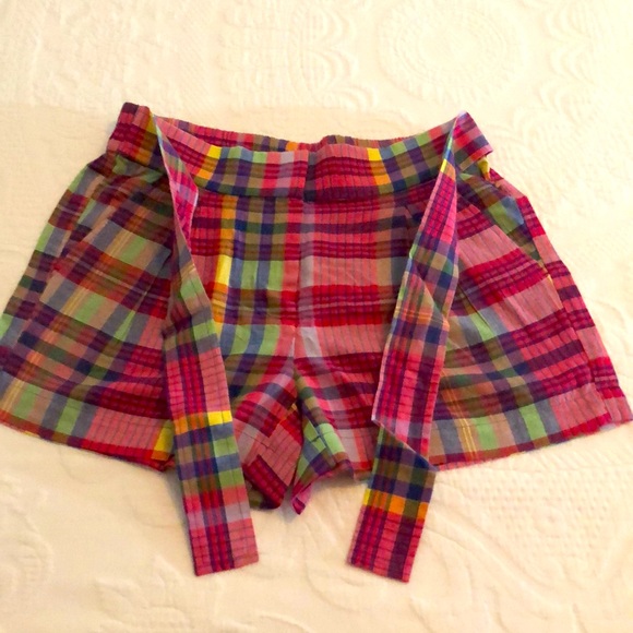 J-Crew multicolor plaid shorts with tie. - Picture 6 of 13